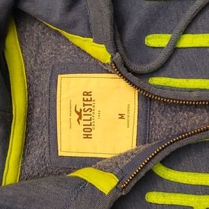 Ladies Hollister Full Zippered Sweat Size Medium